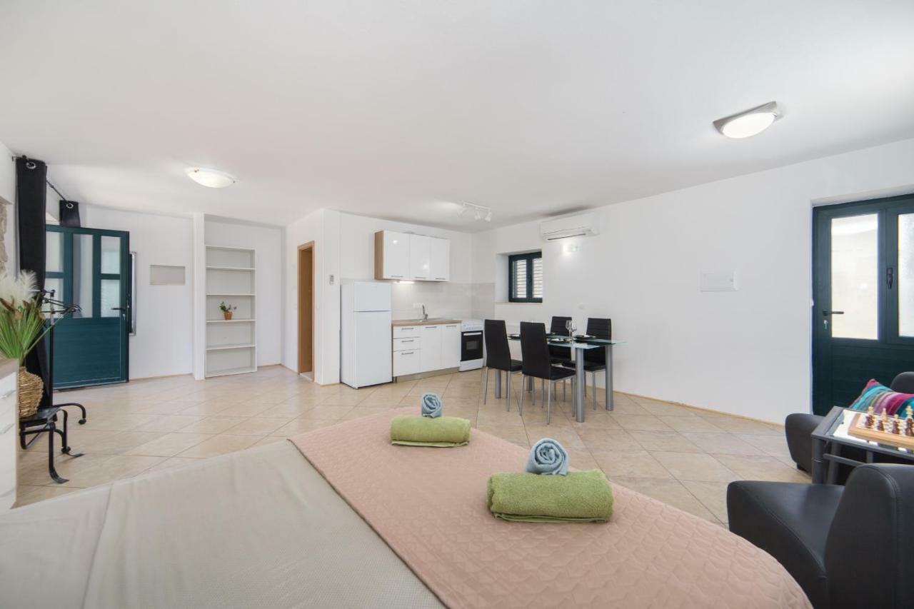 Ana Apartments Blace Dış mekan fotoğraf