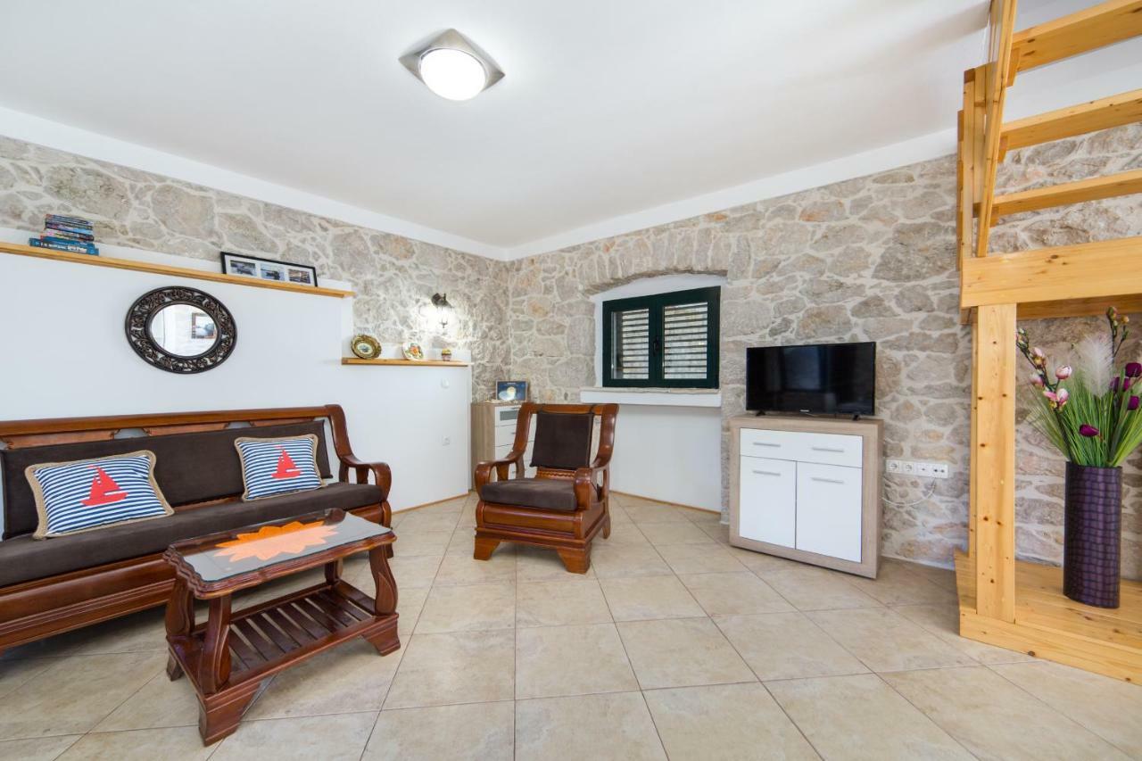 Ana Apartments Blace Dış mekan fotoğraf