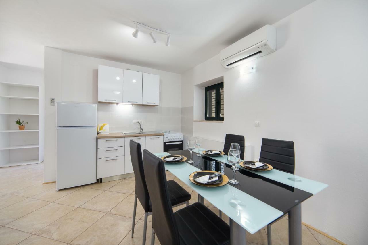 Ana Apartments Blace Dış mekan fotoğraf