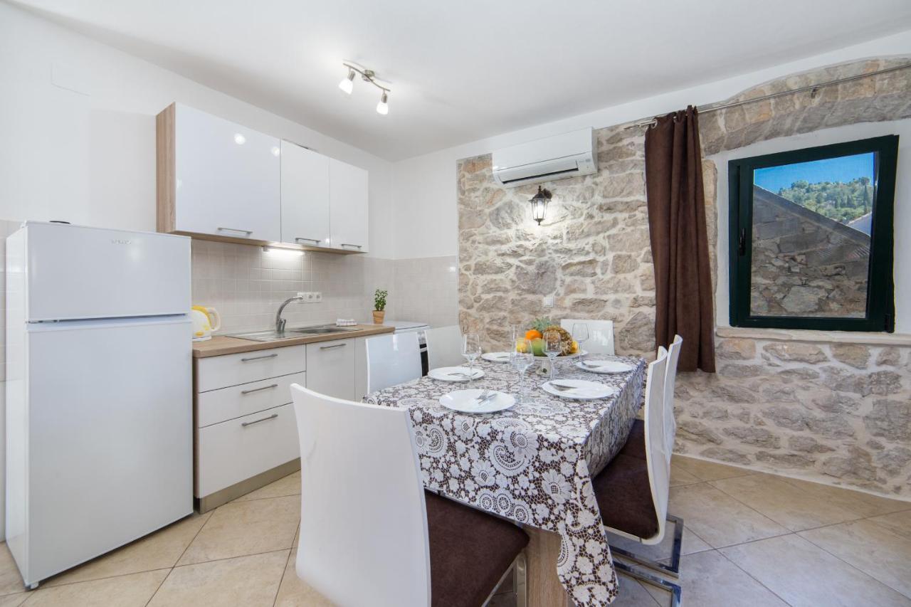 Ana Apartments Blace Dış mekan fotoğraf
